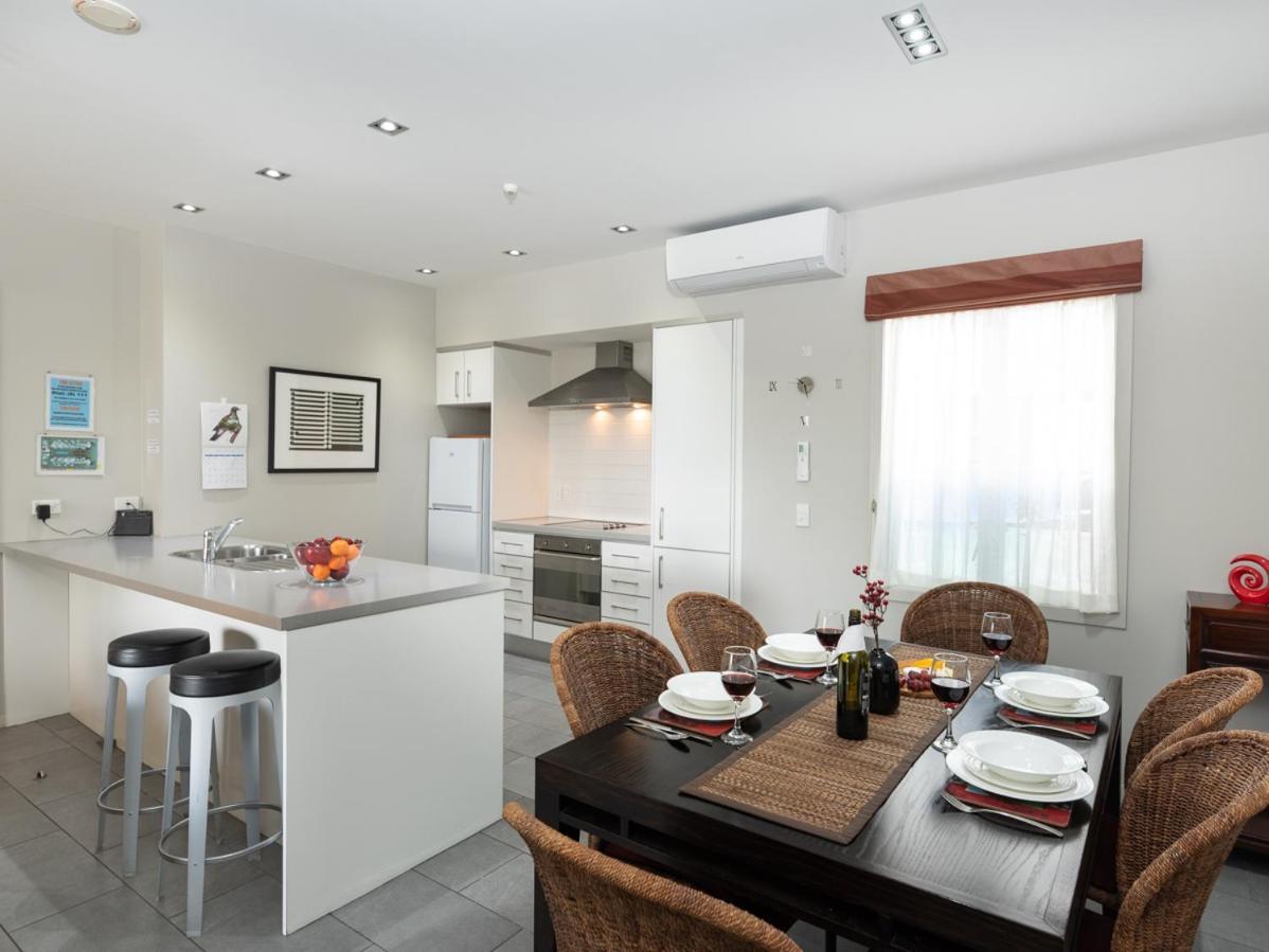 Oceanside - Paihia Waterfront Apartment Extérieur photo